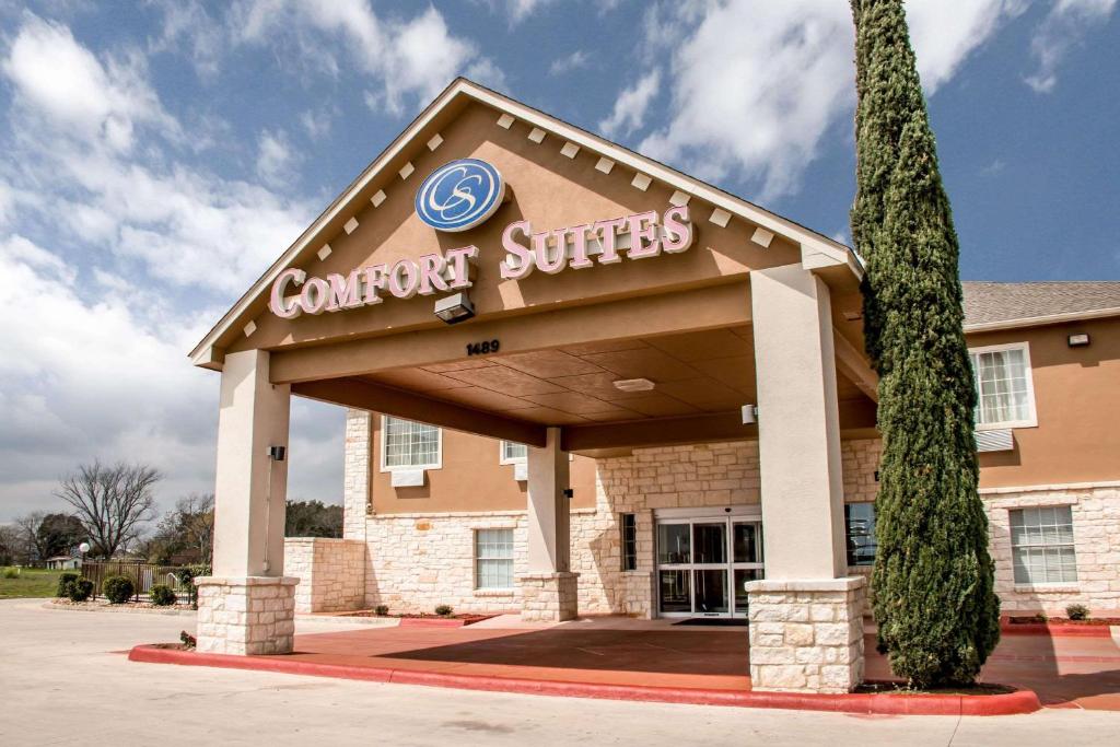 Comfort Suites New Braunfels Main image 1